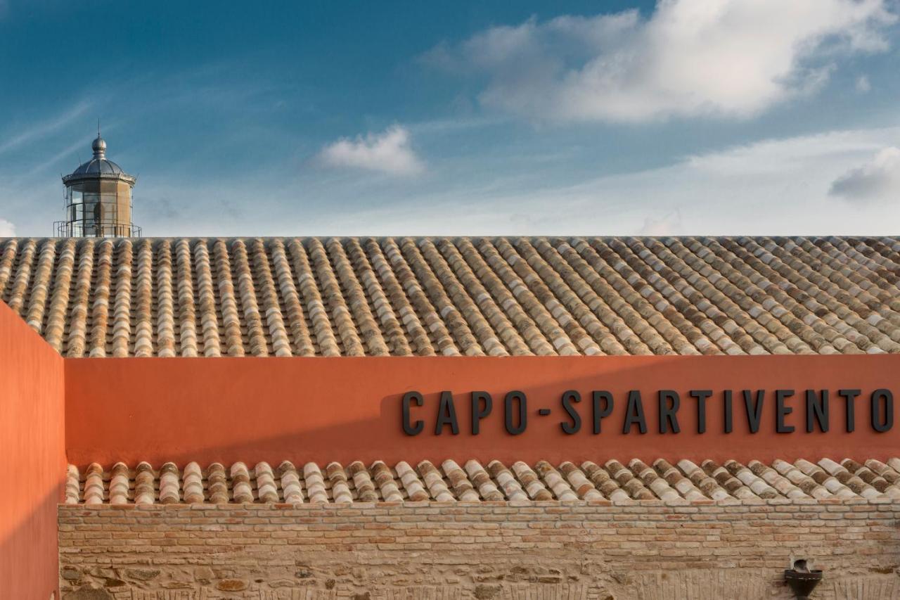 Faro Capo Spartivento キア エクステリア 写真